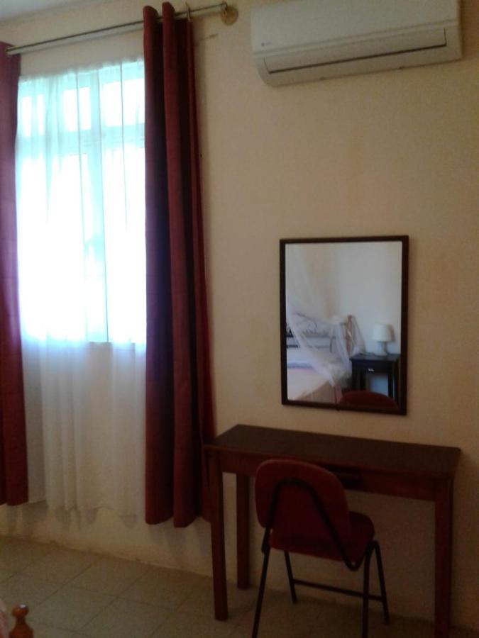 Cote A Cote. Apartman Flic-en-Flacq Kültér fotó